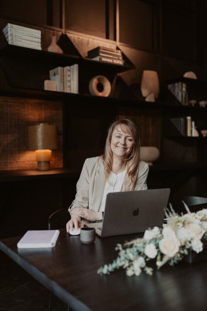 Spreejuwelen businessfotos Businessreportage Fotograf berlin in einem Studio im Lemon Labs in berlin